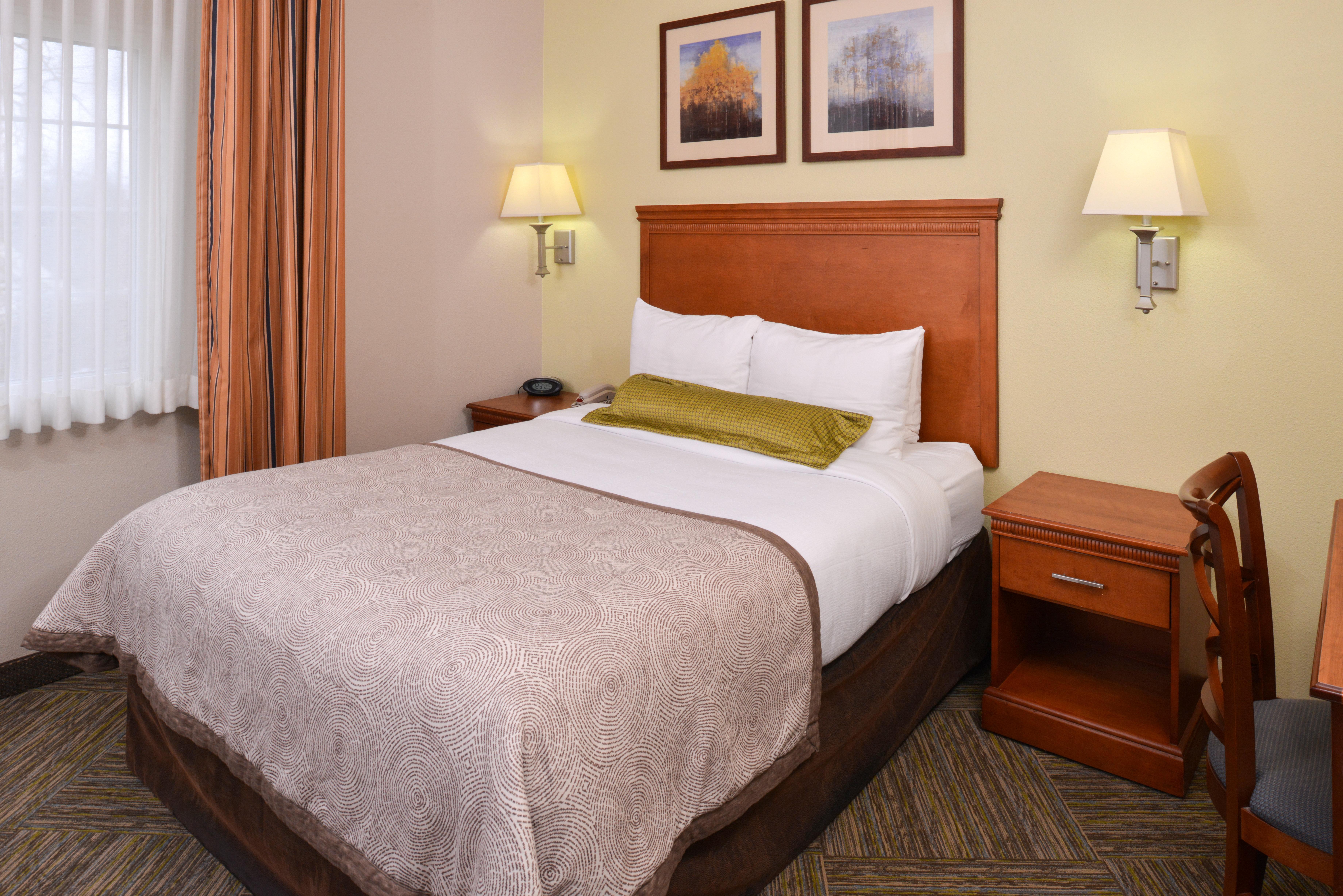 Candlewood Suites Boise - Towne Square By Ihg Zewnętrze zdjęcie