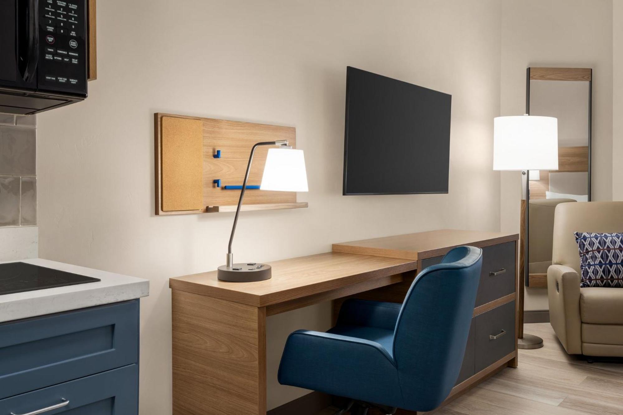 Candlewood Suites Boise - Towne Square By Ihg Zewnętrze zdjęcie